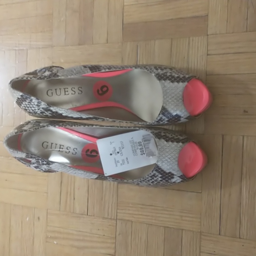 Guess shoes new
